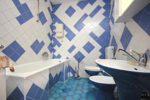Fotografie z fotogalerie ubytování Apartments by the sea Kastel Stafilic, Kastela - 8621 v destinaci Kaštela