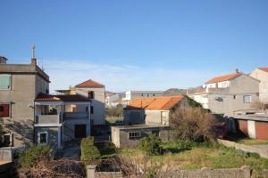 Fotografie z fotogalerie ubytování Apartments by the sea Kastel Stafilic, Kastela - 8621 v destinaci Kaštela