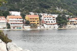 Zdjęcie z galerii obiektu Apartment Zaklopatica 8393a w mieście Lastovo