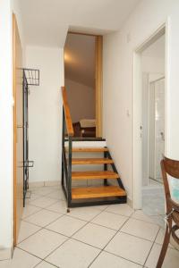 Fotografie z fotogalerie ubytování Apartments and rooms by the sea Tkon, Pasman - 8377 v destinaci Tkon