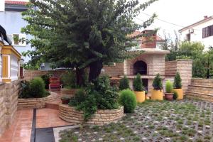 Zahrada ubytování Apartments by the sea Preko, Ugljan - 8384
