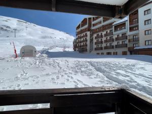 Appartement rénové 6 pers, sur les pistes, balcon, WiFi - FR-1-502-395 v zime