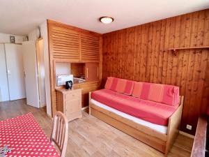 Fotografia z galérie ubytovania Studio au cœur de Tignes Val Claret, à proximité des pistes, balcon, animaux acceptés - FR-1-502-444 v destinácii Tignes