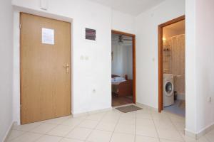 Fotografia z galérie ubytovania Apartments by the sea Banj, Pasman - 8206 v destinácii Ždrelac + 37 fotografií