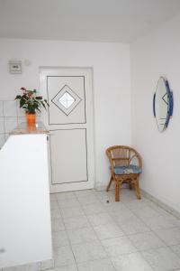 Fotografie z fotogalerie ubytování Apartments by the sea Kukljica, Ugljan - 8402 v destinaci Kukljica