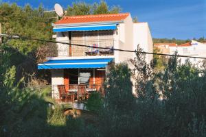 Fotografia z galérie ubytovania Seaside holiday house Okrug Gornji, Ciovo - 8645 v Trogiri
