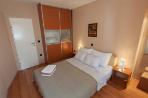 Posteľ alebo postele v izbe v ubytovaní Apartment Poljana 8432c