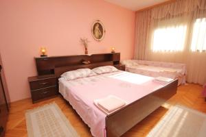 Fotografie z fotogalerie ubytování Apartments by the sea Ugljan - 8519 v destinaci Ugljan