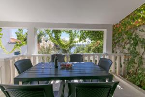 Fotografie z fotogalerie ubytování Apartments by the sea Rastici, Ciovo - 8619 v Trogiru