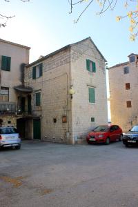 Fotografie z fotogalerie ubytování Apartments by the sea Kastel Stafilic, Kastela - 8678 v destinaci Kaštela