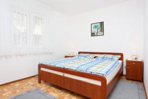 Fotografia z galérie ubytovania Apartments with a parking space Omis - 10349 v Omise