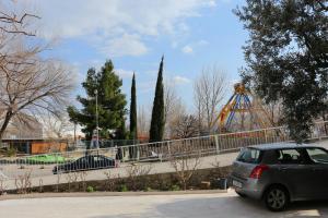 Fotografia z galérie ubytovania Apartments with a parking space Omis - 10351 v Omise