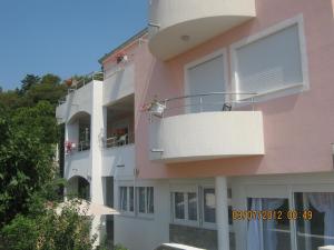 Fotografie z fotogalerie ubytování Apartments with a parking space Tisno, Murter - 11313 v destinaci Tisno