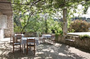 Gallery image of Apartments by the sea Pomena, Mljet - 10426 in Goveđari