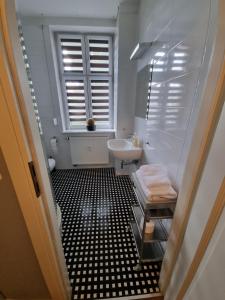 Koupelna v ubytování Apartamenty Duo