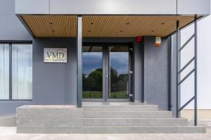 Muka bangunan atau pintu masuk VMD Residence