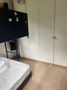 Posteľ alebo postele v izbe v ubytovaní Chatel - appartement 3 pièces rénové - 6 personnes - proche centre - ménage inclus