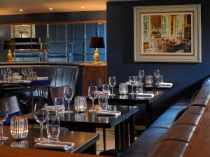 Area tempat duduk di Kilkenny Ormonde Hotel