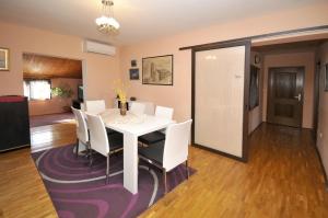 Fotografie z fotogalerie ubytování Apartments by the sea Arbanija, Ciovo - 11592 v Trogiru