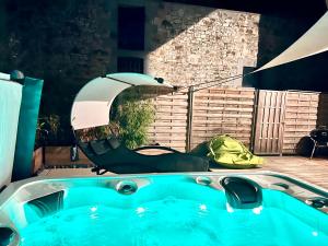 Πισίνα στο ή κοντά στο L'authentique Doloise Spa