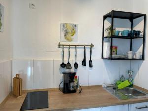 Kuchyň nebo kuchyňský kout v ubytování 40L Luisenstr 5.OG