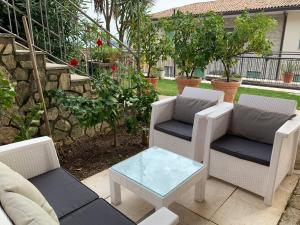 A seating area at Villa Ai Colli