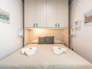 Postel nebo postele na pokoji v ubytování La Dama dei Fiori Apartment - Great Location