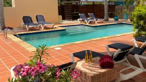 Bazén v ubytování Sonrisa Boutique Hotel - Adults Only nebo v jeho okolí