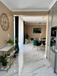 Kuchyň nebo kuchyňský kout v ubytování Apartmány pod Zámkom