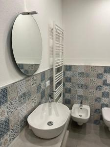 A bathroom at Dream Baveno