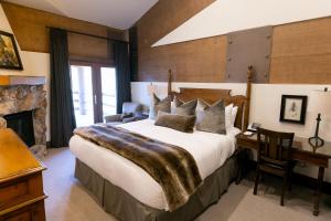 Voodi või voodid majutusasutuse Luxury One Bedroom with Mountain View apartment hotel toas
