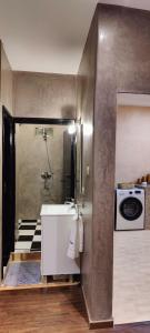 Ett badrum på Mirleft Luxury Apartement
