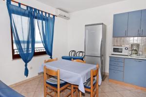 Kuchyň nebo kuchyňský kout v ubytování Apartments with a parking space Crikvenica - 5493 + 21 fotografií
