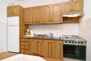 Kuchyň nebo kuchyňský kout v ubytování Apartments with a parking space Crikvenica - 5493