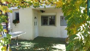 Zdjęcie z galerii obiektu Apartments with a parking space Razanac, Zadar - 11429 w Ražancu
