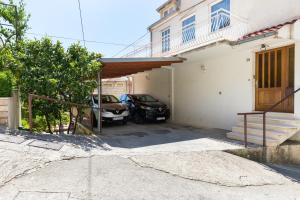 Fotografia z galérie ubytovania Apartments by the sea Sumpetar, Omis - 11462 v destinácii Jesenice