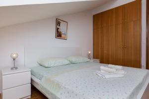 Fotografia z galérie ubytovania Apartments by the sea Sumpetar, Omis - 11462 v destinácii Jesenice