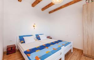 Fotografia z galérie ubytovania Apartments with a parking space Novi Vinodolski - 11523 v Novom Vindolskom