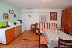 Fotografie z fotogalerie ubytování Apartments with a parking space Visnjan, Central Istria - Sredisnja Istra - 11585 v destinaci Višnjan