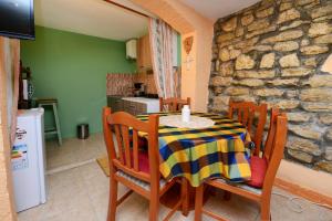 Fotografie z fotogalerie ubytování Apartments with a parking space Visnjan, Central Istria - Sredisnja Istra - 11585 v destinaci Višnjan