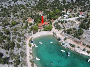 Fotografia z galérie ubytovania Apartments by the sea Sevid, Trogir - 11529 v Sevide