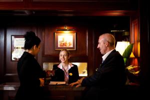 Gallery image of Harvey's Point in Donegal