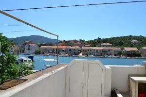Fotografia z galérie ubytovania Apartments by the sea Vela Luka, Korcula - 11455 v destinácii Vela Luka
