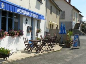 Zdjęcie z galerii obiektu Auberge Fleurie w mieście Saint-Nizier-sur-Arroux