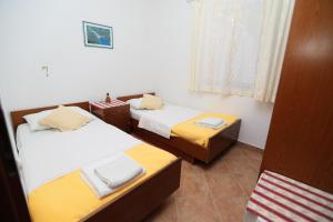 Fotografia z galérie ubytovania Apartments by the sea Cove Vela Stiniva, Hvar - 13935 v destinácii Zastražišće