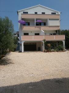 Fotografia z galérie ubytovania Apartments with a parking space Zadar - Diklo, Zadar - 13982 v destinácii Zadar