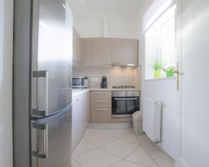 Zdjęcie z galerii obiektu Apartments with WiFi Zagreb - 14045 w Zagrzebiu