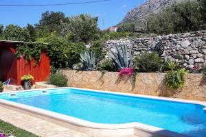 Fotografie z fotogalerie ubytování Family friendly apartments with a swimming pool Kastel Sucurac, Kastela - 14047 v destinaci Kaštela