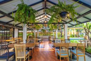 Holiday Style Ao Nang Beach Resort, Krabi餐厅或其他用餐的地方