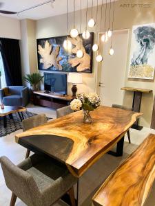 Posezení v ubytování By The Sea Beachfront Designer Suites Penang - Managed by Art of Tree